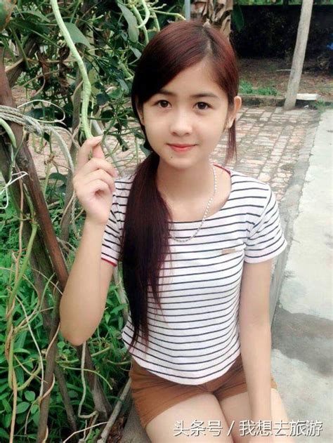 Ngentot Memek Mahasiswi Cantik 19 Tahun Berdarah Bule.